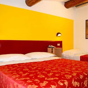 Mantegna Stazione, Mantegnahotels Mantua